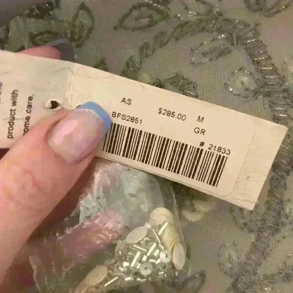 Moyna ~ intricate beaded formal sleeve jacket size M - Picture 14 of 16